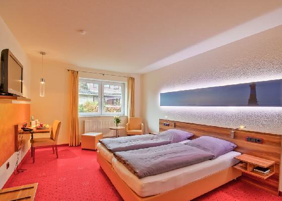 Club-Wochenende voller Spaß und Action in Ostfriesland, Jever ganzjährig-Jever